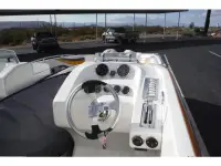 Magic 28 Deck Boat