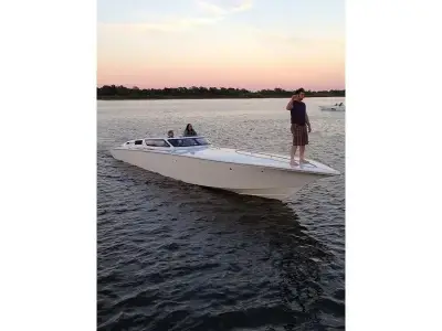 Fountain 42 Poker Run Edition 