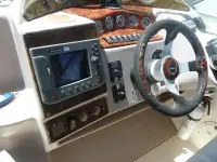 Rinker Fiesta Vee 320