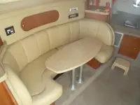 Rinker Fiesta Vee 320