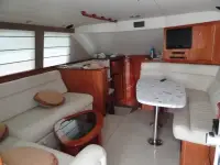 Riviera 42 Flybridge