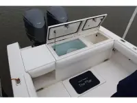Regulator Center Console 
