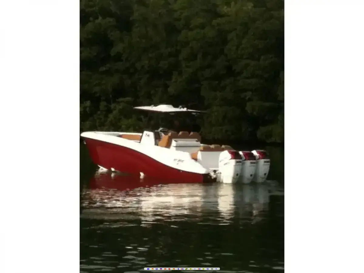 Deep Impact 36 Forward Seating 