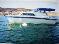 Chris Craft Catalina 