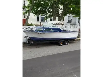 Grady White Cabin Cruiser 