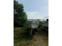 Grady White Cabin Cruiser 