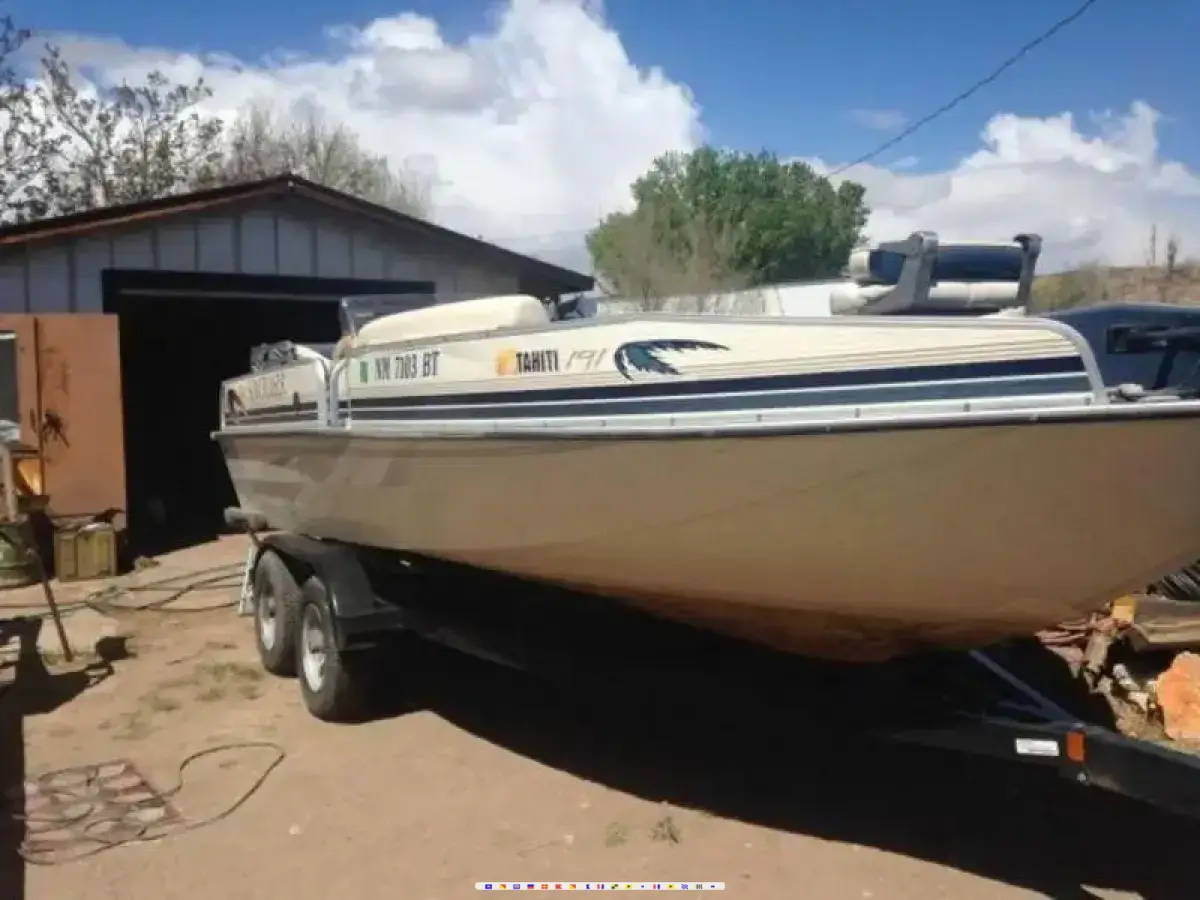Tahiti Suncruiser 