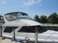 Bayliner 3988 Command Motoryacht 