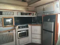 Sea Ray Express Cruiser 