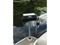 Bennington 2075 Pontoon