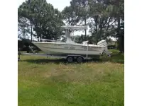 Center Console 22 