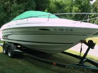 Sea Ray 215 Express Cruiser