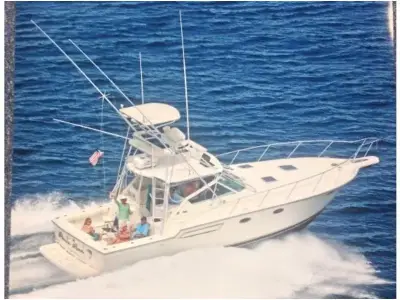 Tiara 37 Open