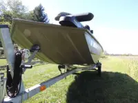 Tracker Grizzly 1648 