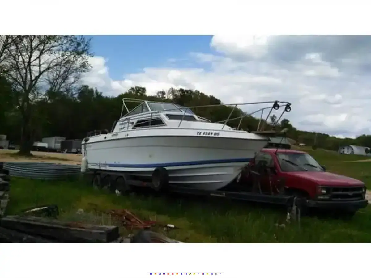 Four Winns 267 Quest  Four Winns 267 Quest