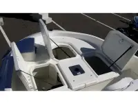 Bayliner F18 