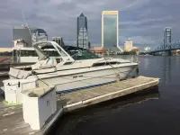 Sea Ray 340 Express Cruiser 