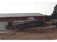 Tracker Tundra 