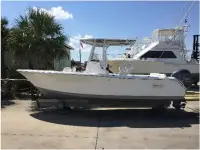 Sea Hunt Ultra 225 