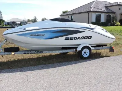 Sea-Doo Challenger 