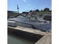 Trojan 10 Meter MidCabin 