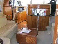 Carver 45 Voyager 