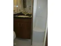 Carver 45 Voyager 