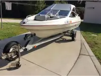Bayliner Capri 