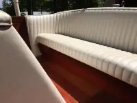 Chris Craft Cavalier 