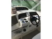 Sea Ray Sundancer 330 
