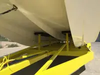 Advantage 28 Sport Cat Bow Rider