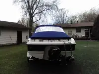 Chaparral 180SSe Sport Boat 