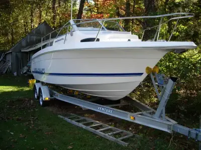 Wellcraft 220 COASTAL CUDDY 