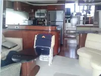 Meridian 580 Motor Yacht 