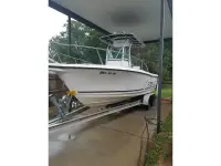 Robalo 2320 