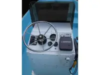 Boston Whaler Nausett 