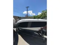 Four Winns 250 Horizon 