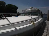 Rinker 342 Cruiser 