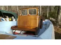 Boston Whaler Nauset 