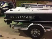 Donzi Classic 