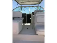 Pursuit 3000 Express Cruiser 