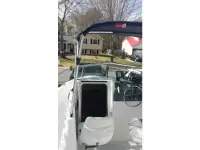 Bayliner Cuddy Walkaround 
