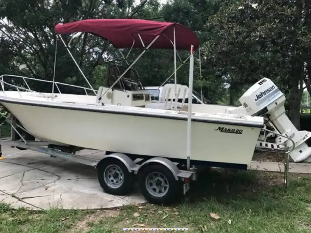 Mako Center Console 