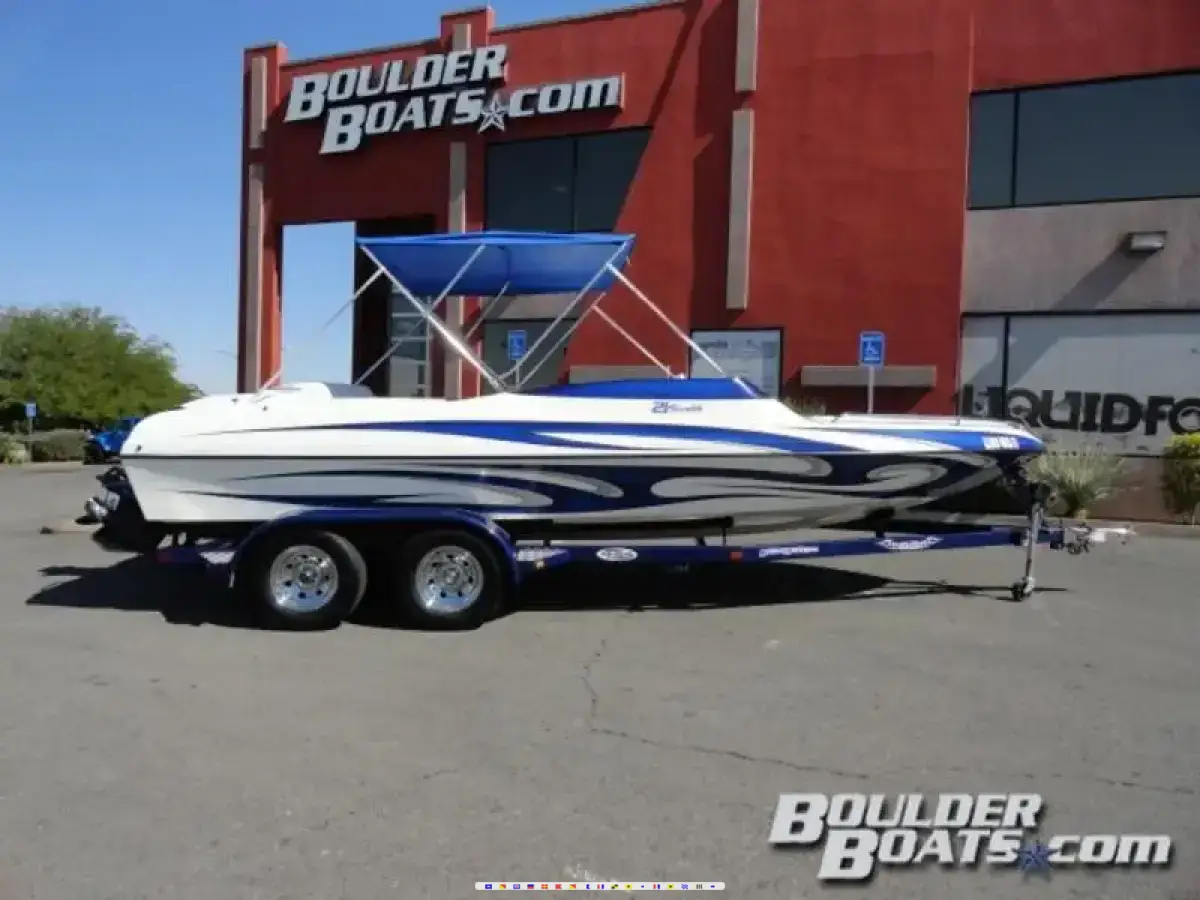 21 Stealth Bowrider 21 