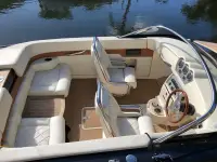 Chris Craft Capri 21