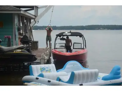 Centurion SV24 wakeSurf 