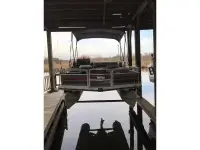 Sun Tracker Bass Buggy 