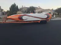 Domn8er DECK BOAT