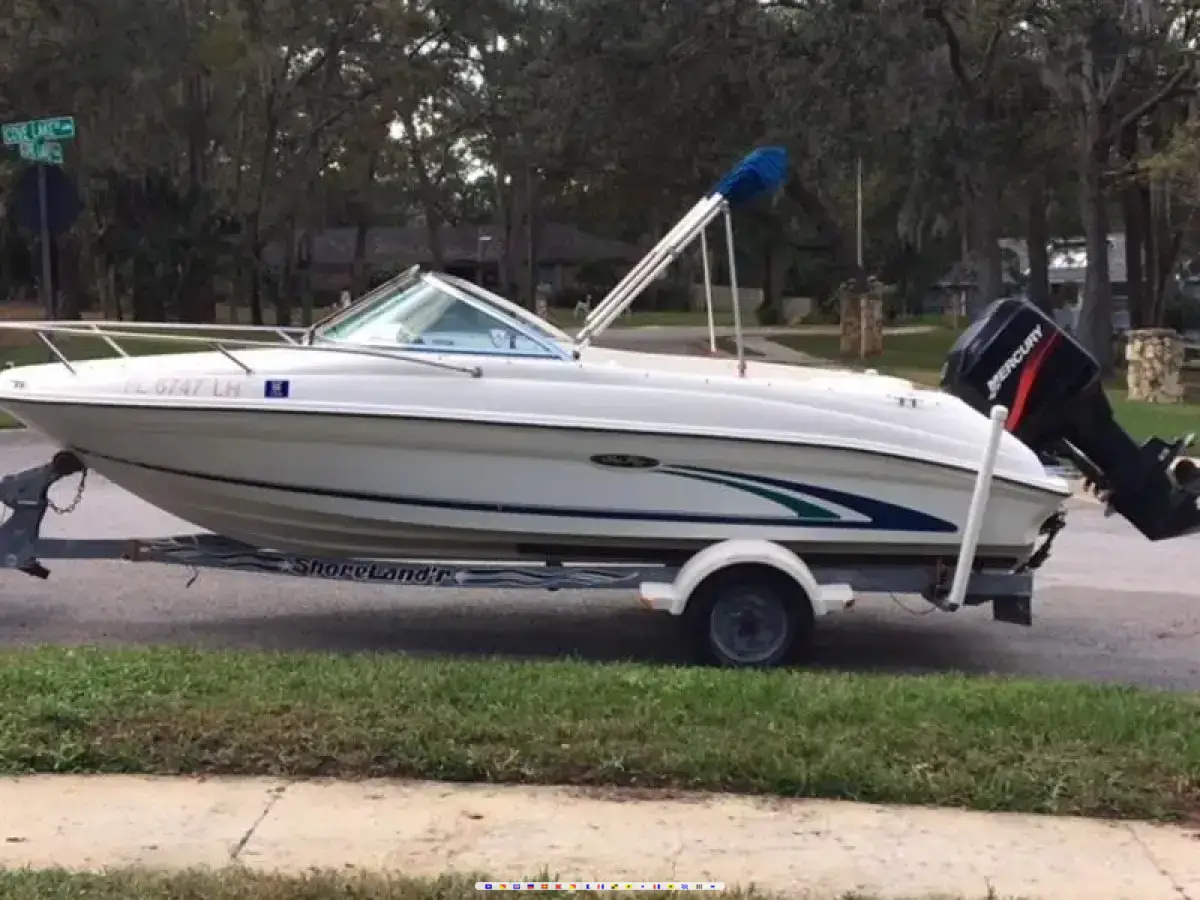 Sea Ray 180 Bowrider 