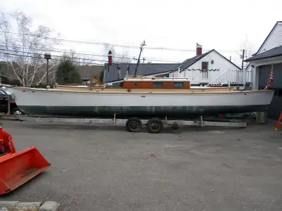 Herreshoff Torpedo canoe stern motor launch 